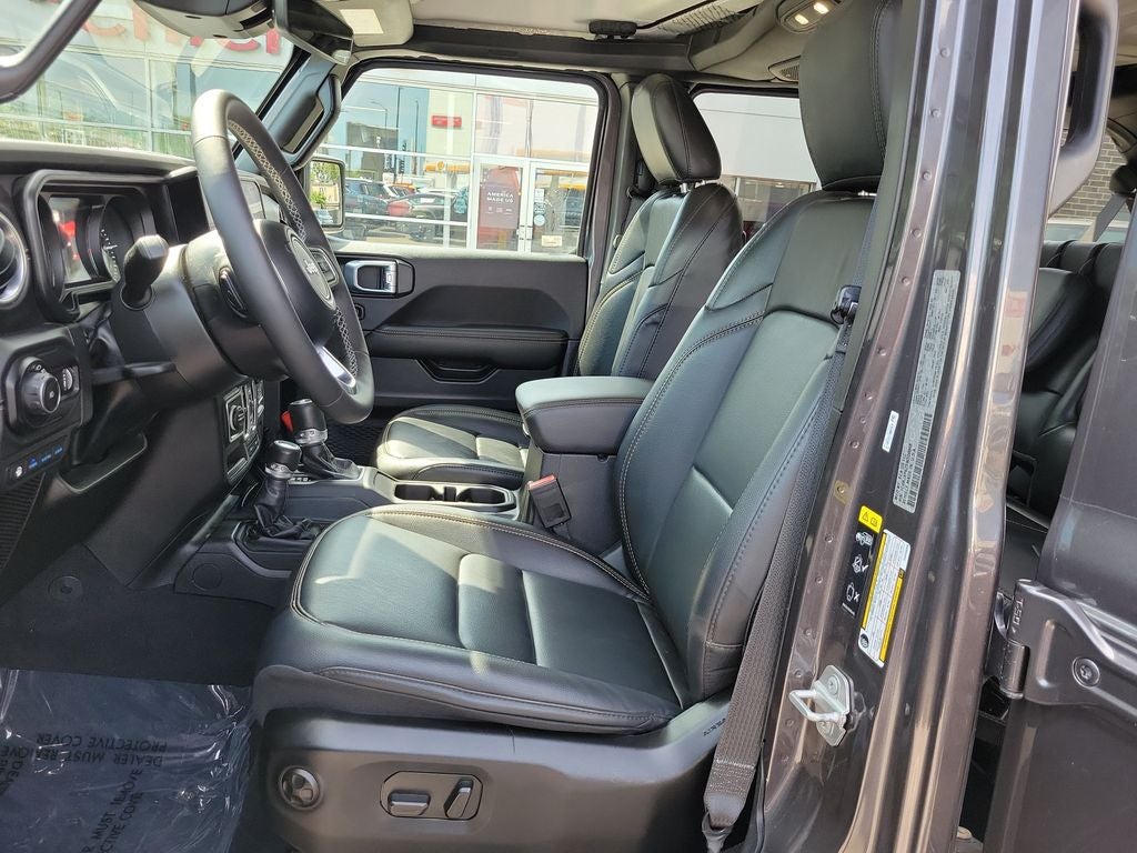 2025 Jeep Wrangler Sahara 4xe