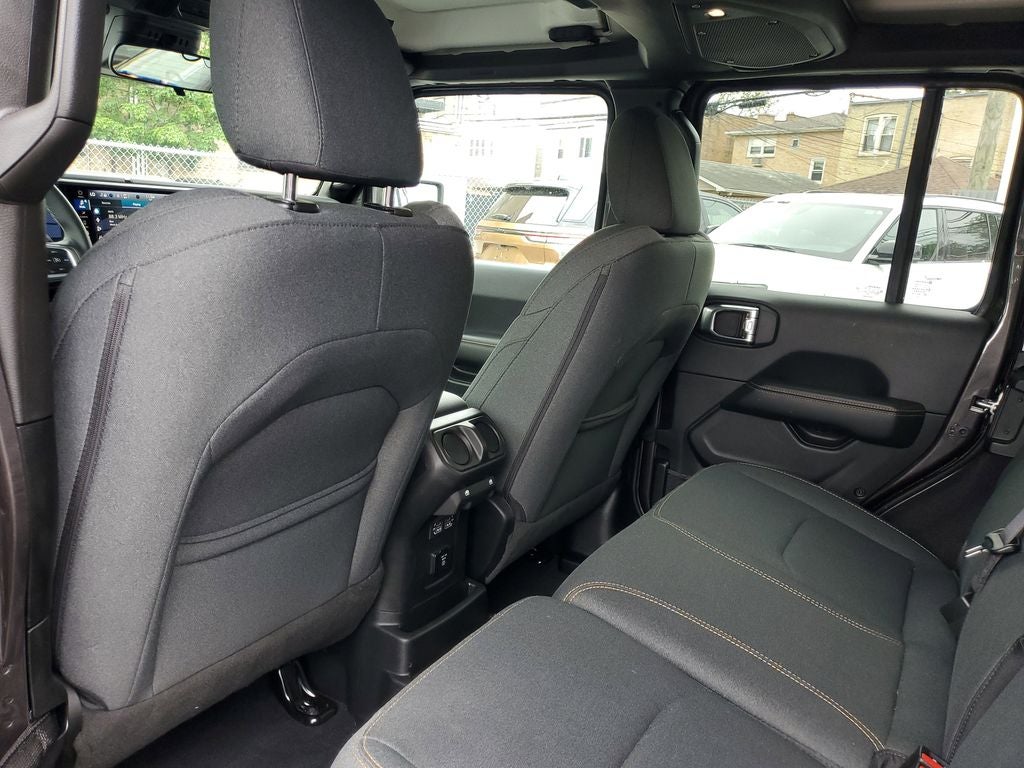 2025 Jeep Wrangler Sahara 4xe