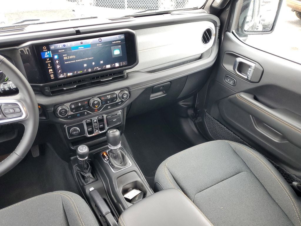 2025 Jeep Wrangler Sahara 4xe