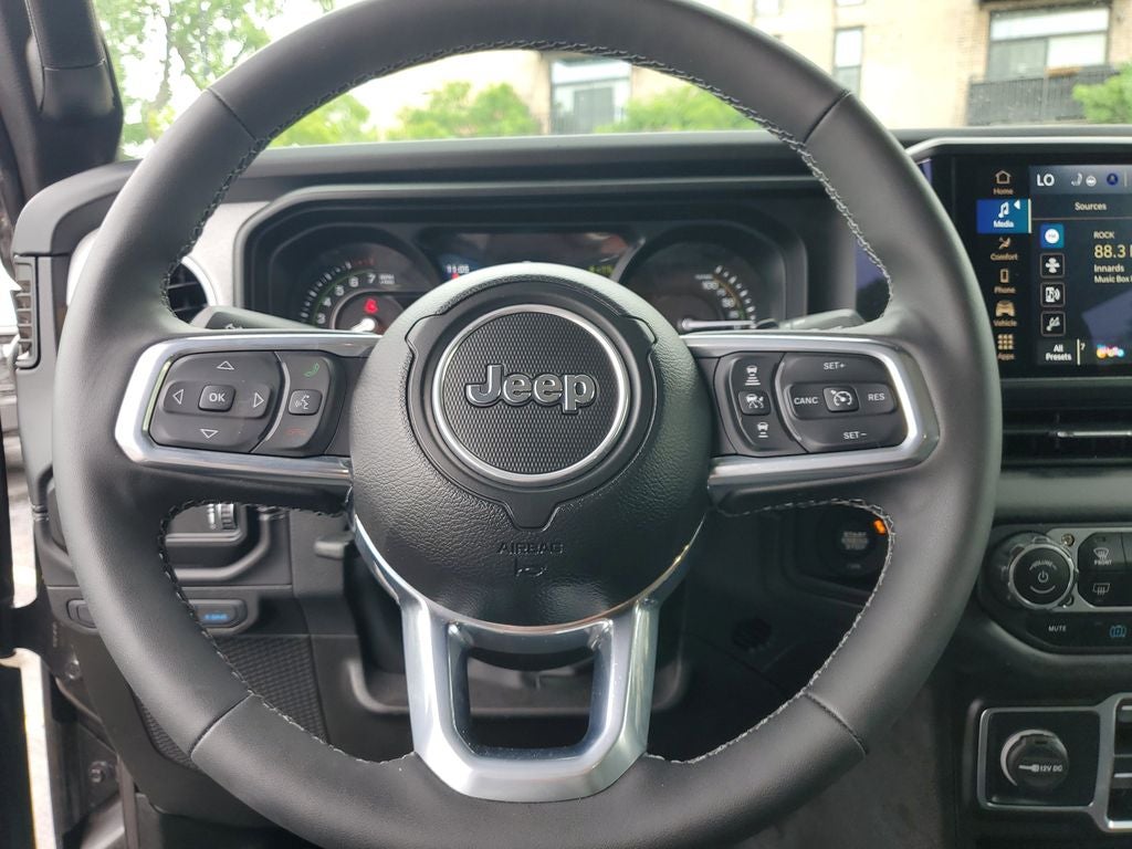 2025 Jeep Wrangler Sahara 4xe