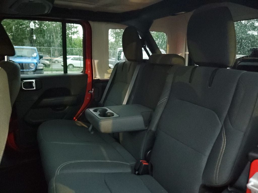 2025 Jeep Wrangler Sahara 4xe