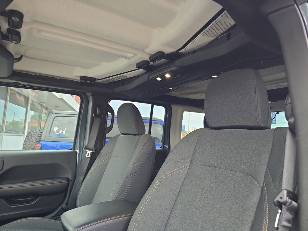 2025 Jeep Wrangler Sahara 4xe