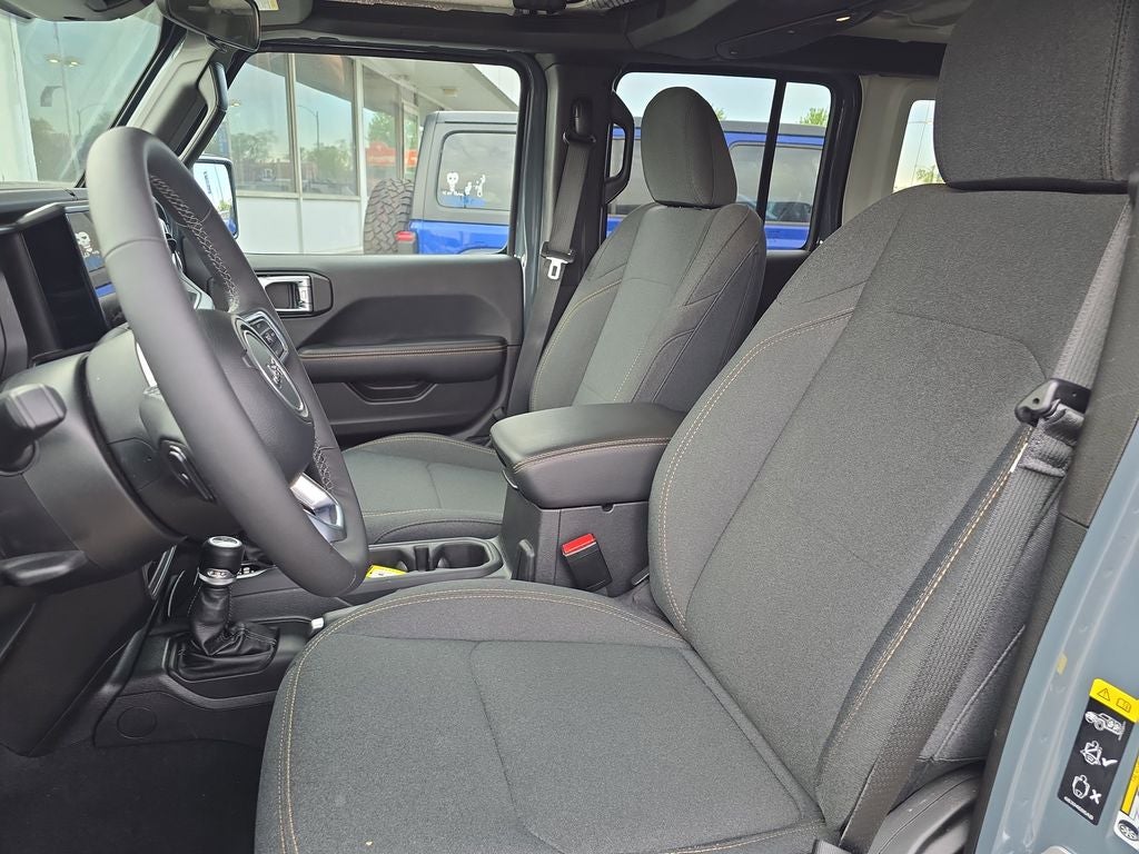 2025 Jeep Wrangler Sahara 4xe
