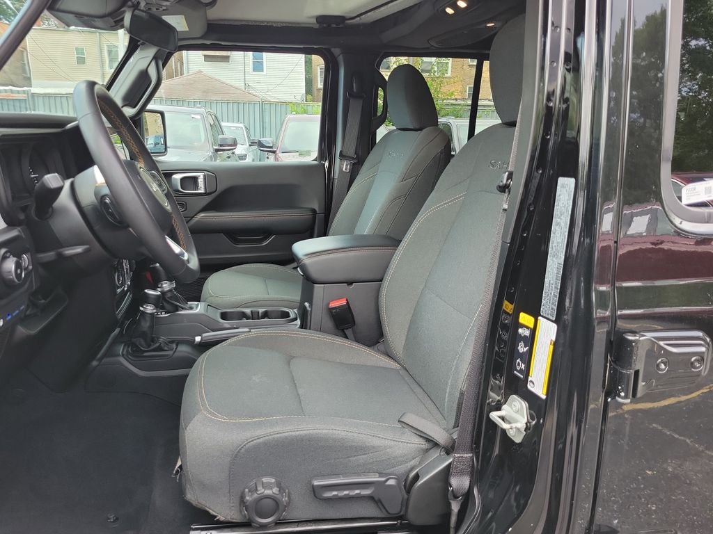 2024 Jeep Wrangler Sahara 4xe