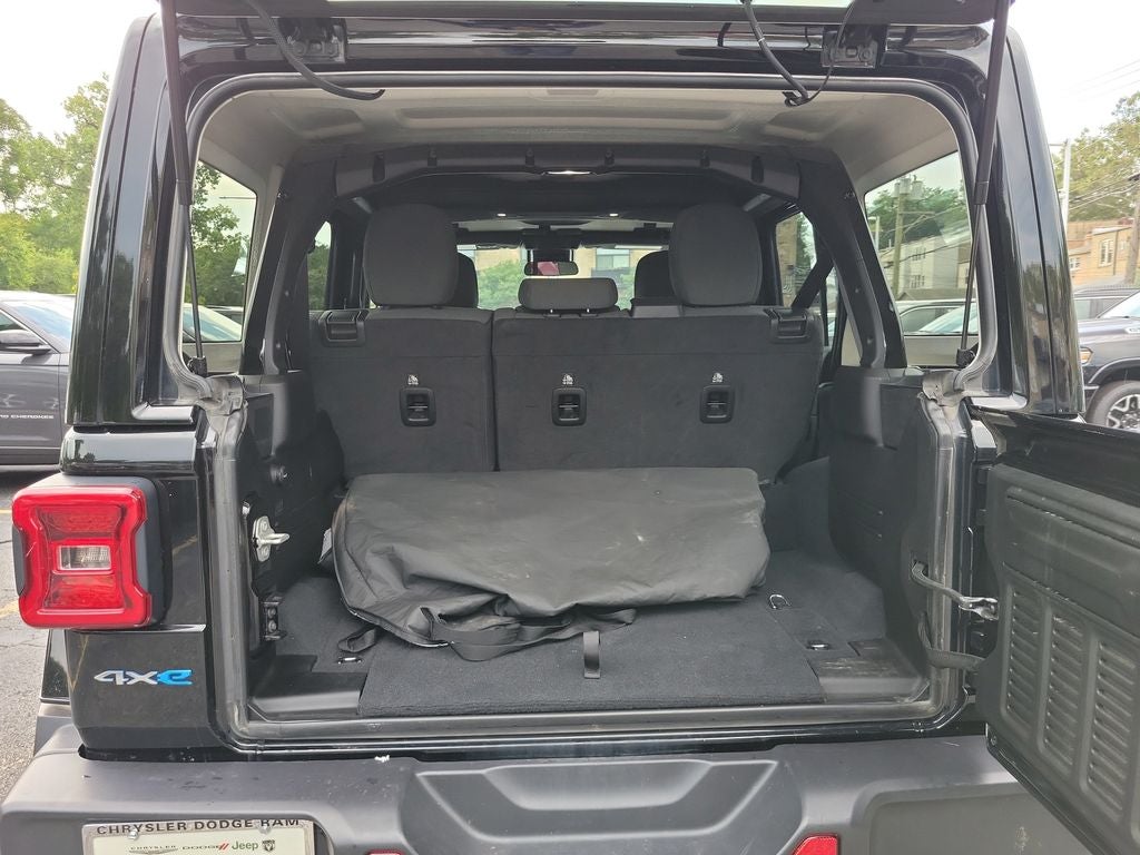 2024 Jeep Wrangler Sahara 4xe
