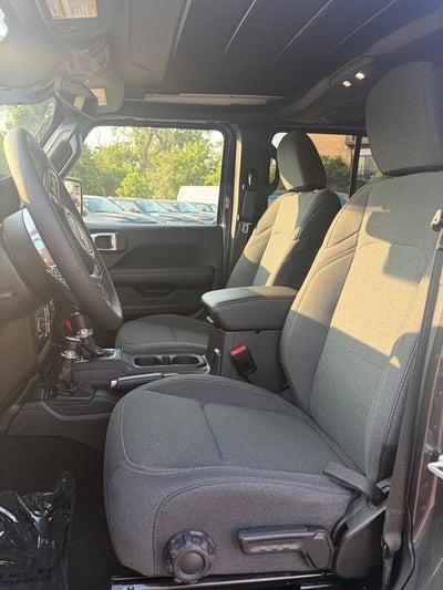 2025 Jeep Wrangler Sahara 4xe