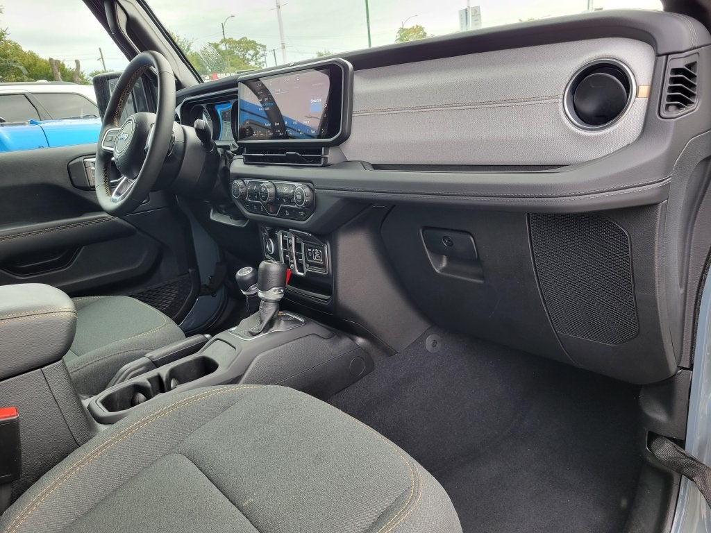 2024 Jeep Wrangler Sahara 4xe