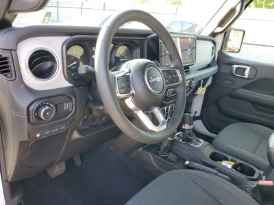 2025 Jeep Wrangler Sahara 4xe