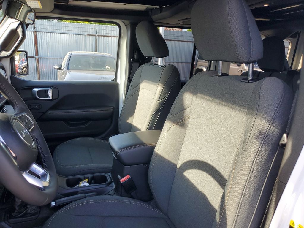 2025 Jeep Wrangler Sahara 4xe