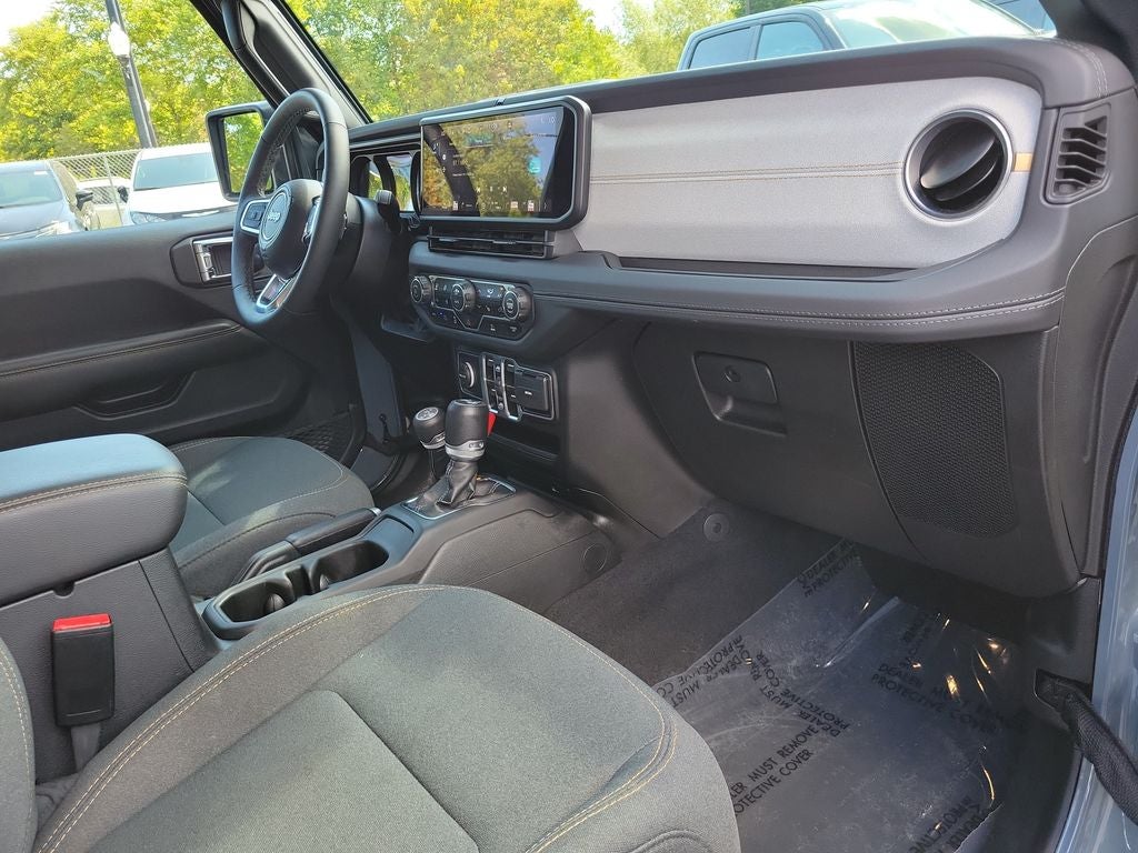 2025 Jeep Wrangler Sahara 4xe