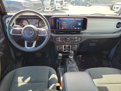 2025 Jeep Wrangler Sahara 4xe