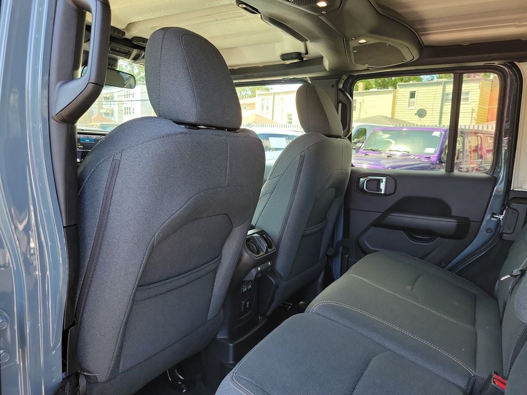 2025 Jeep Wrangler Sahara 4xe