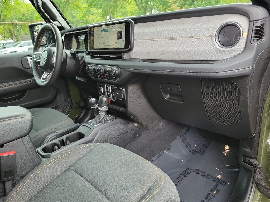 2024 Jeep Wrangler Sahara 4xe