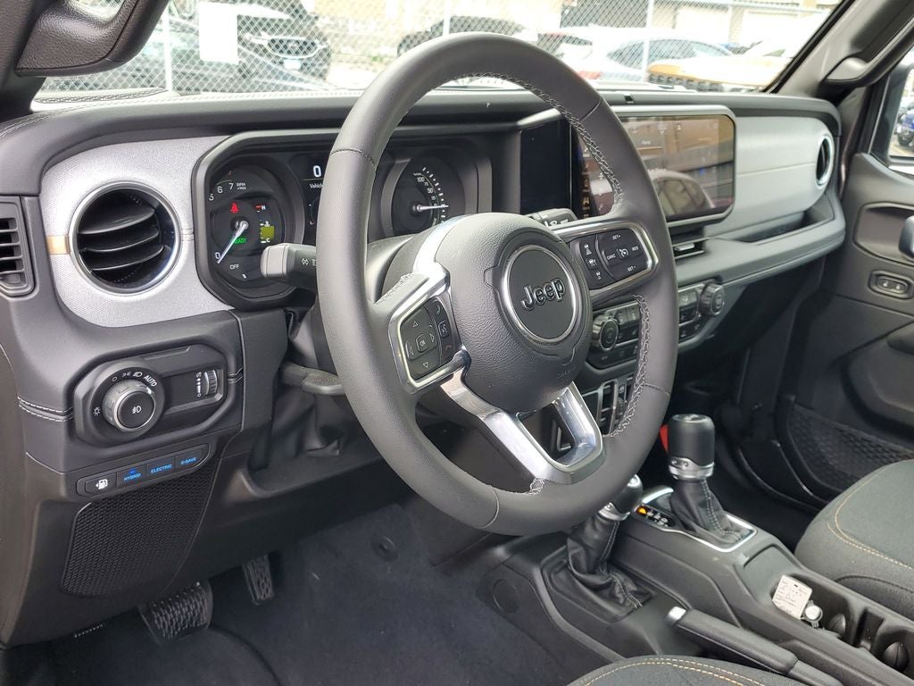 2025 Jeep Wrangler Sahara 4xe