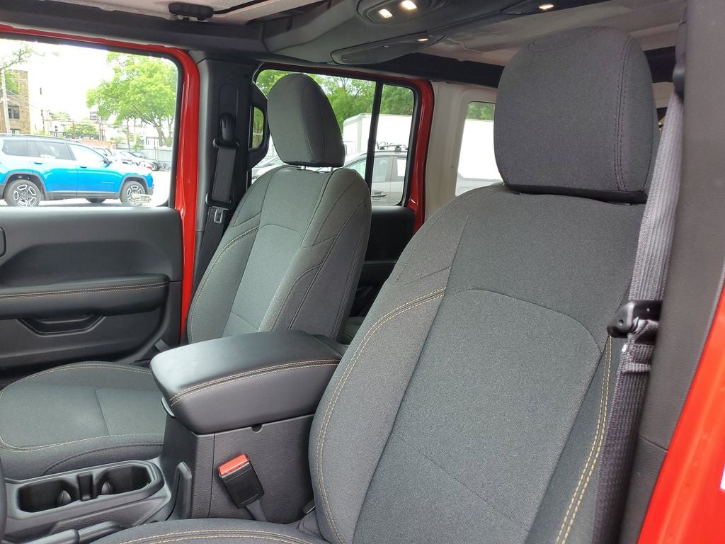 2025 Jeep Wrangler Sahara 4xe