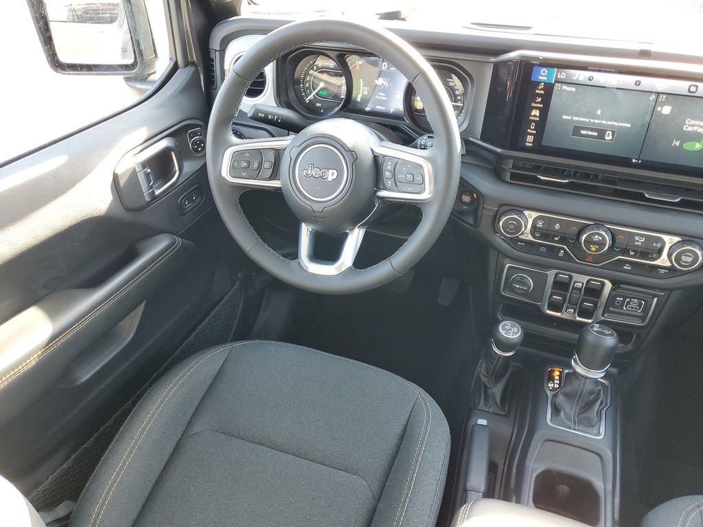 2025 Jeep Wrangler Sahara 4xe