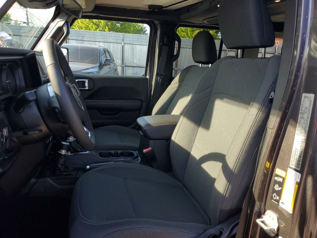 2025 Jeep Wrangler Sahara 4xe