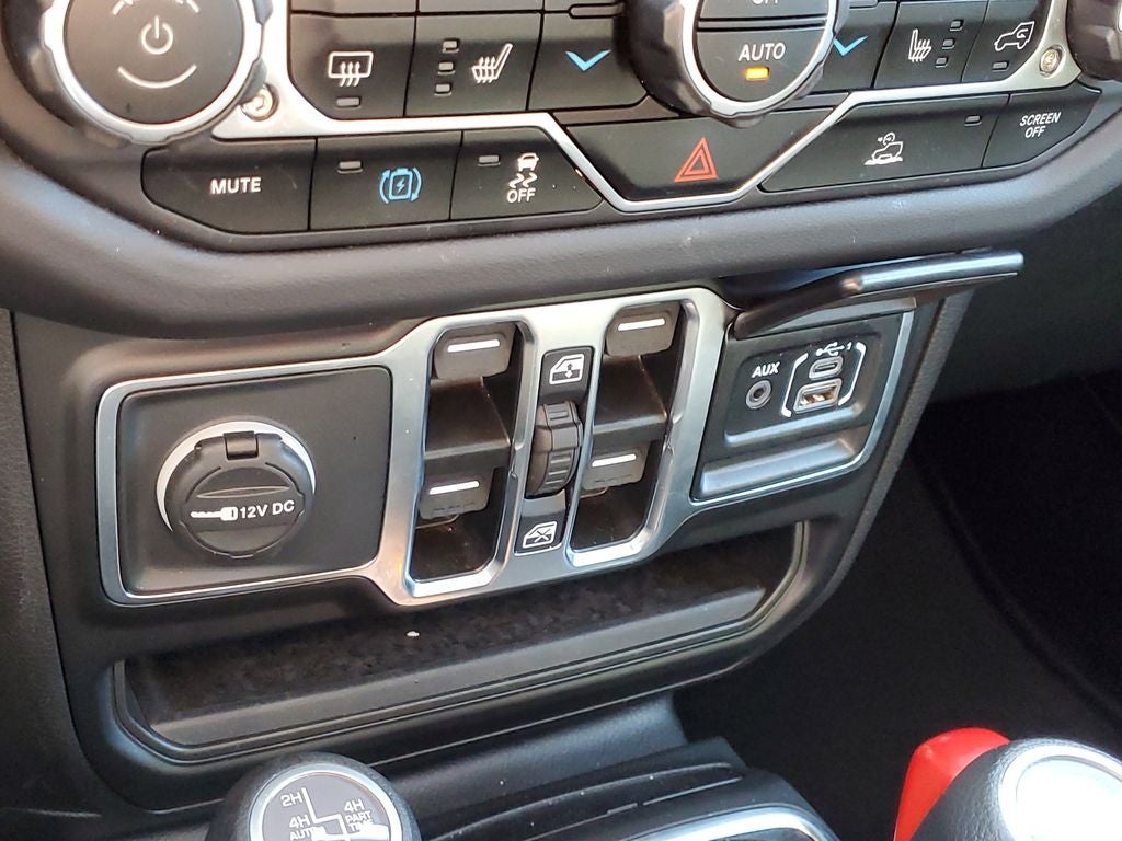 2025 Jeep Wrangler Sahara 4xe