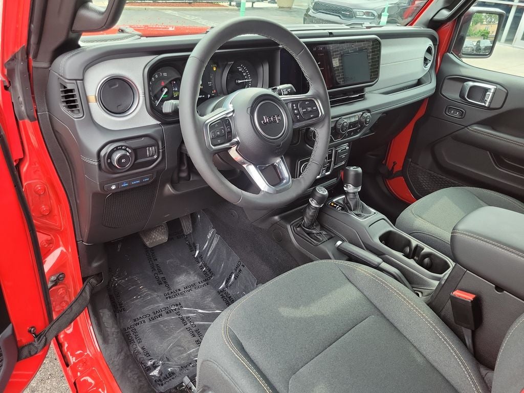 2025 Jeep Wrangler Sahara 4xe