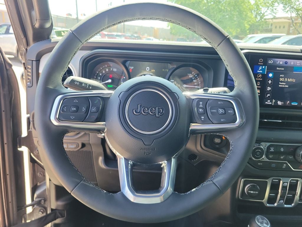 2025 Jeep Wrangler Sahara 4xe
