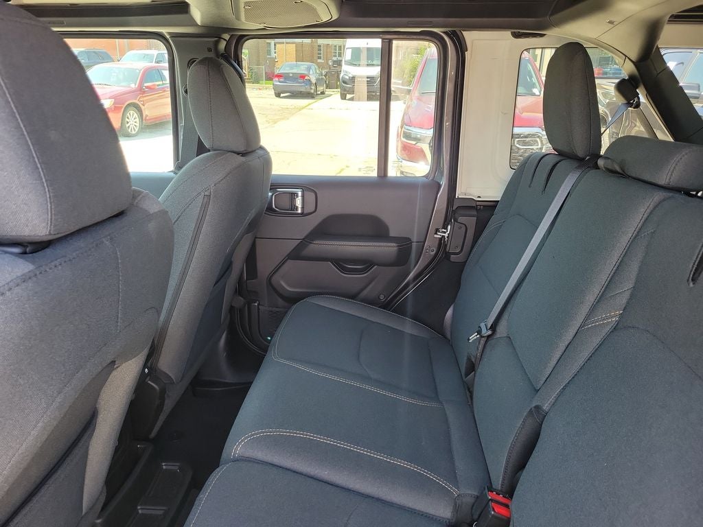 2025 Jeep Wrangler Sahara 4xe
