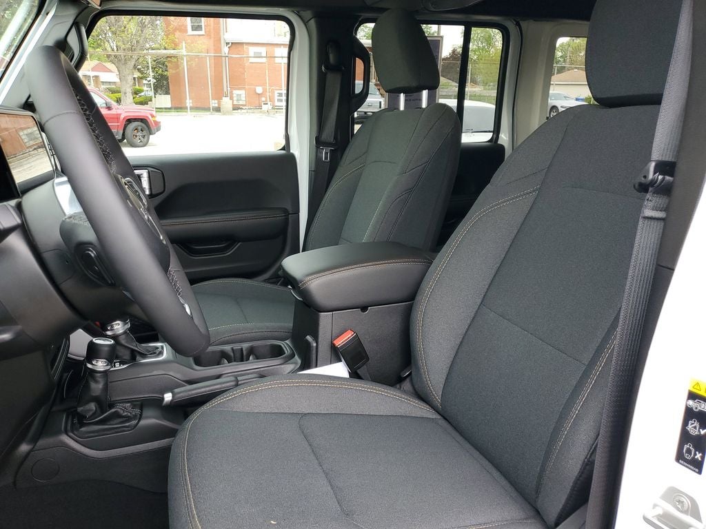 2025 Jeep Wrangler Sahara 4xe