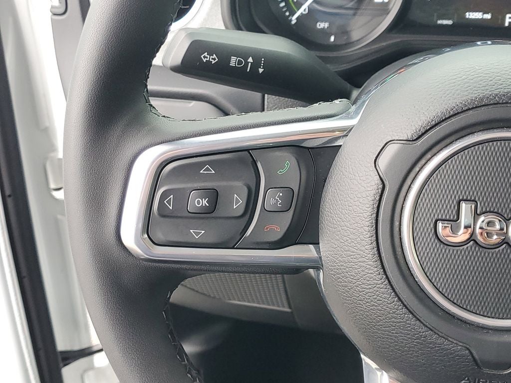 2025 Jeep Wrangler Sahara 4xe