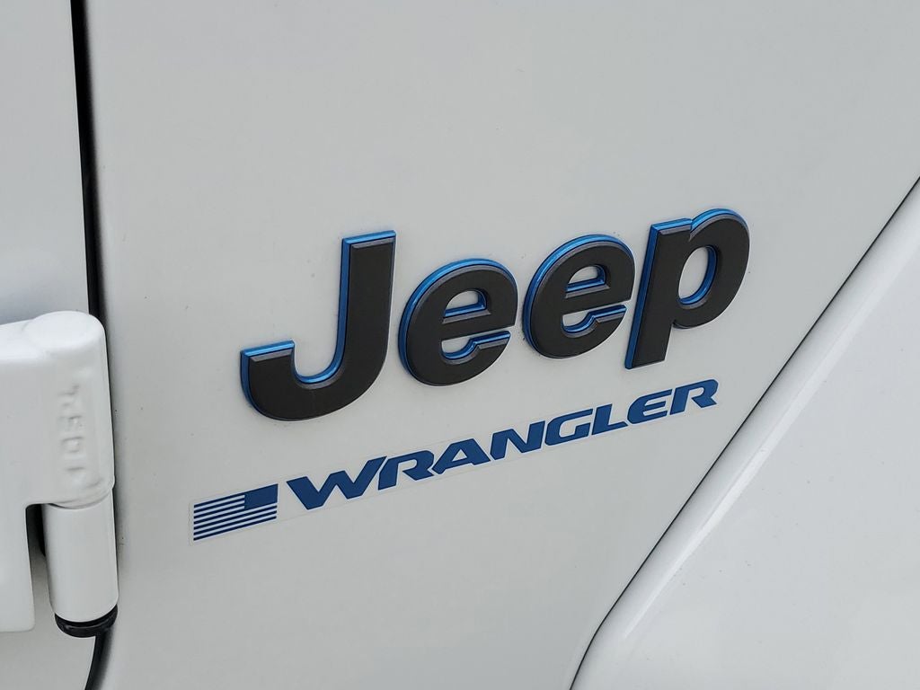 2025 Jeep Wrangler Sahara 4xe