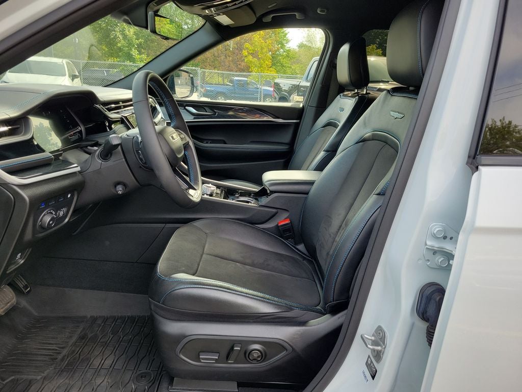 2023 Jeep Grand Cherokee Trailhawk 4xe