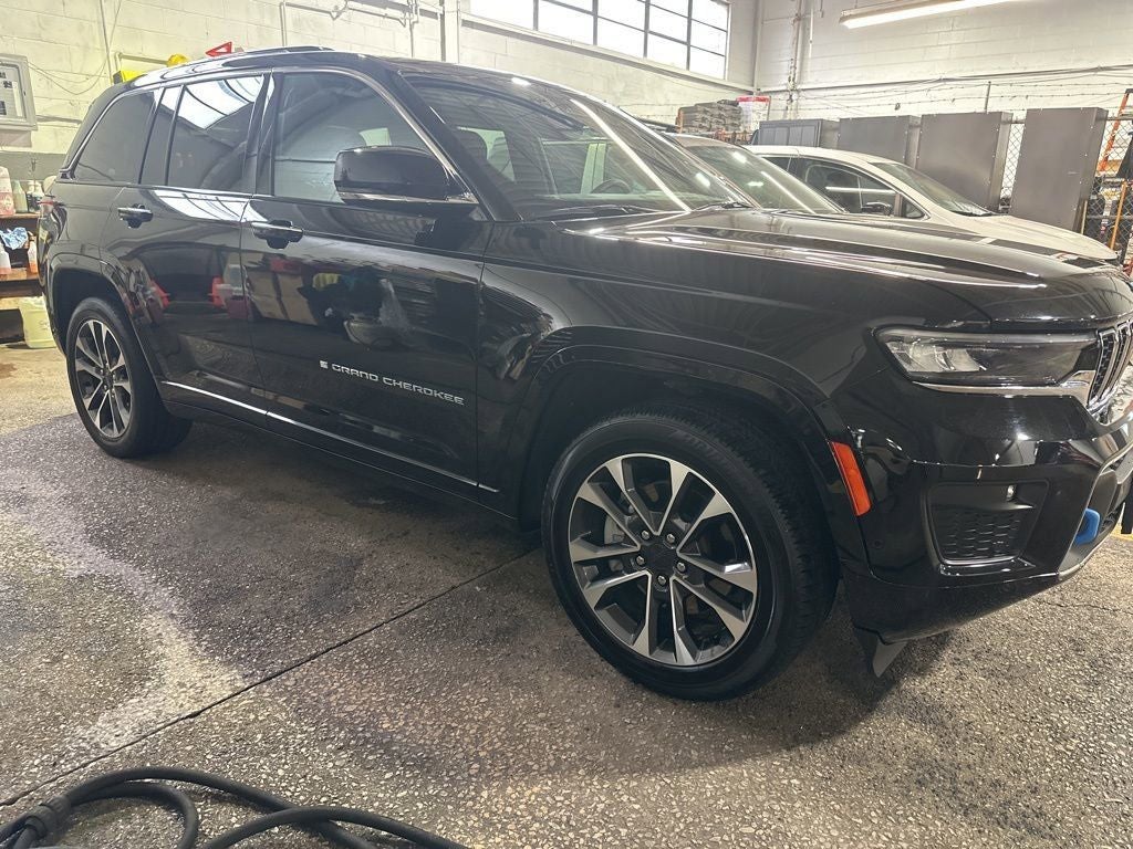 2022 Jeep Grand Cherokee Overland 4xe