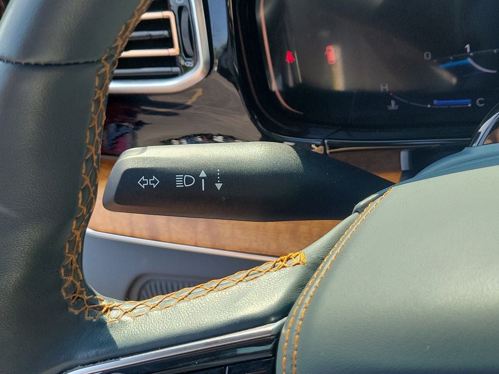 2024 Jeep Grand Wagoneer Series III