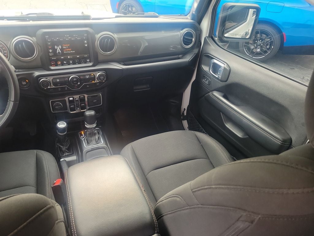 2023 Jeep Gladiator Overland