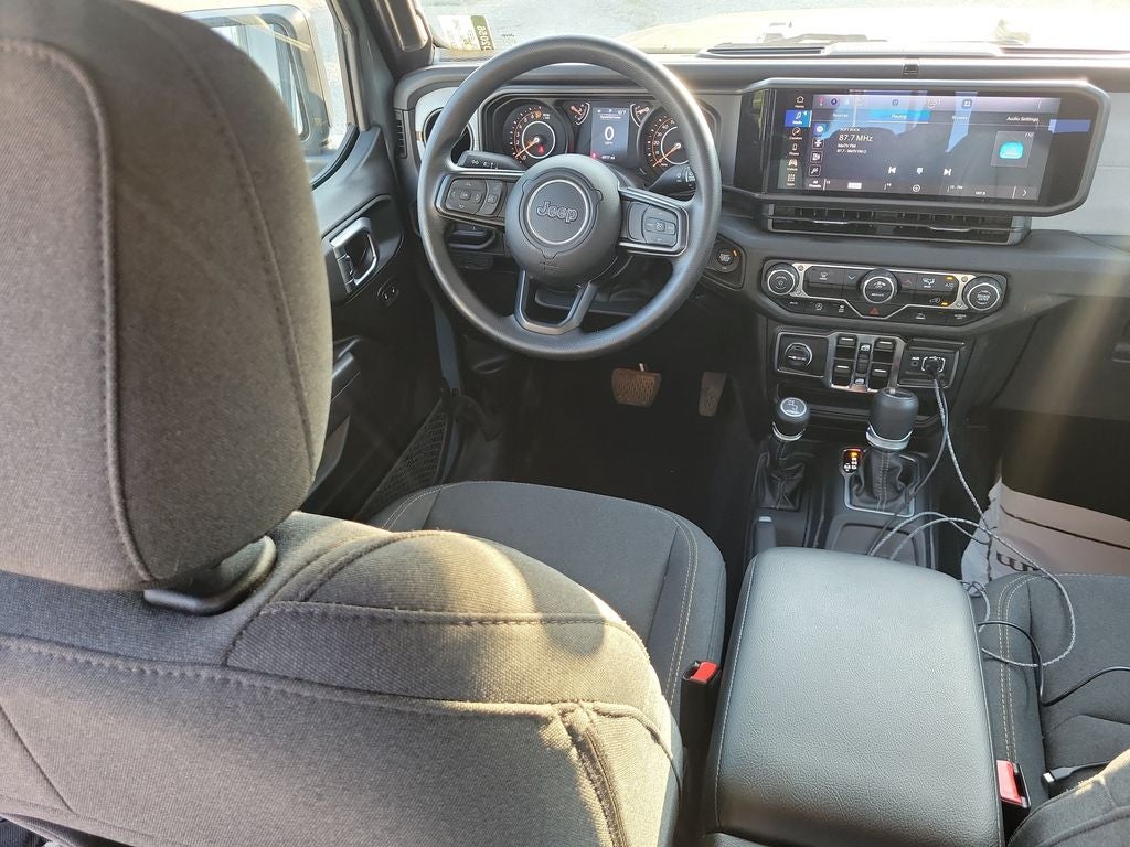2025 Jeep Gladiator Sport