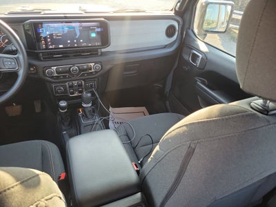 2025 Jeep Gladiator Sport