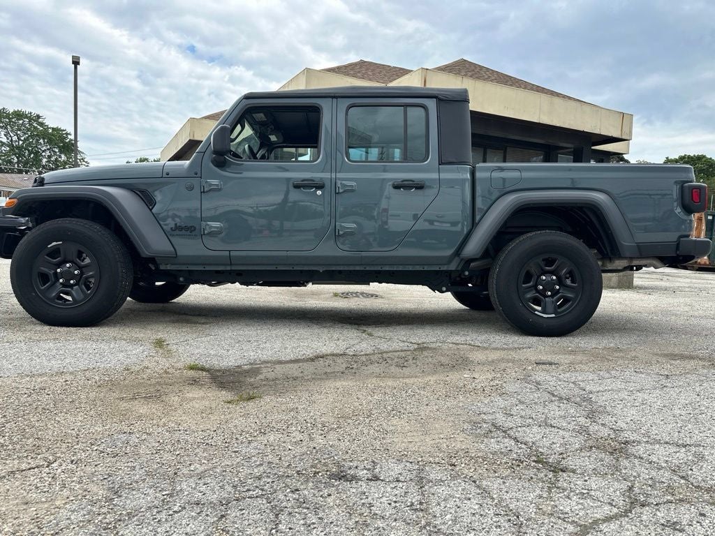 2025 Jeep Gladiator Sport