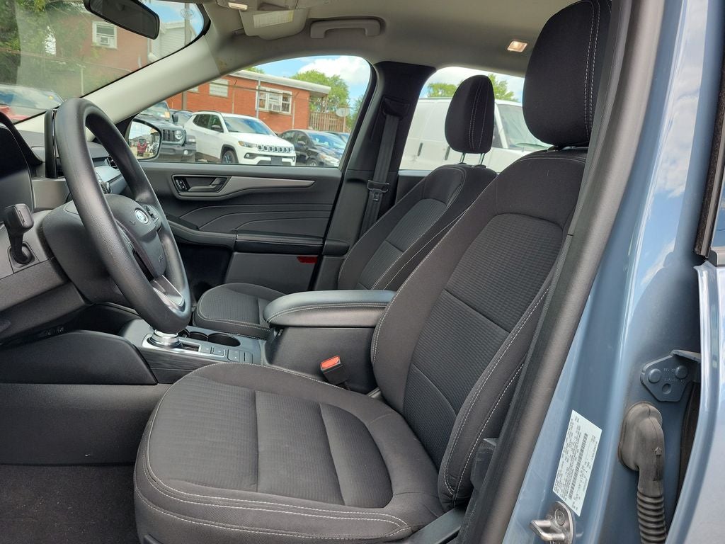 2023 Ford Escape Base