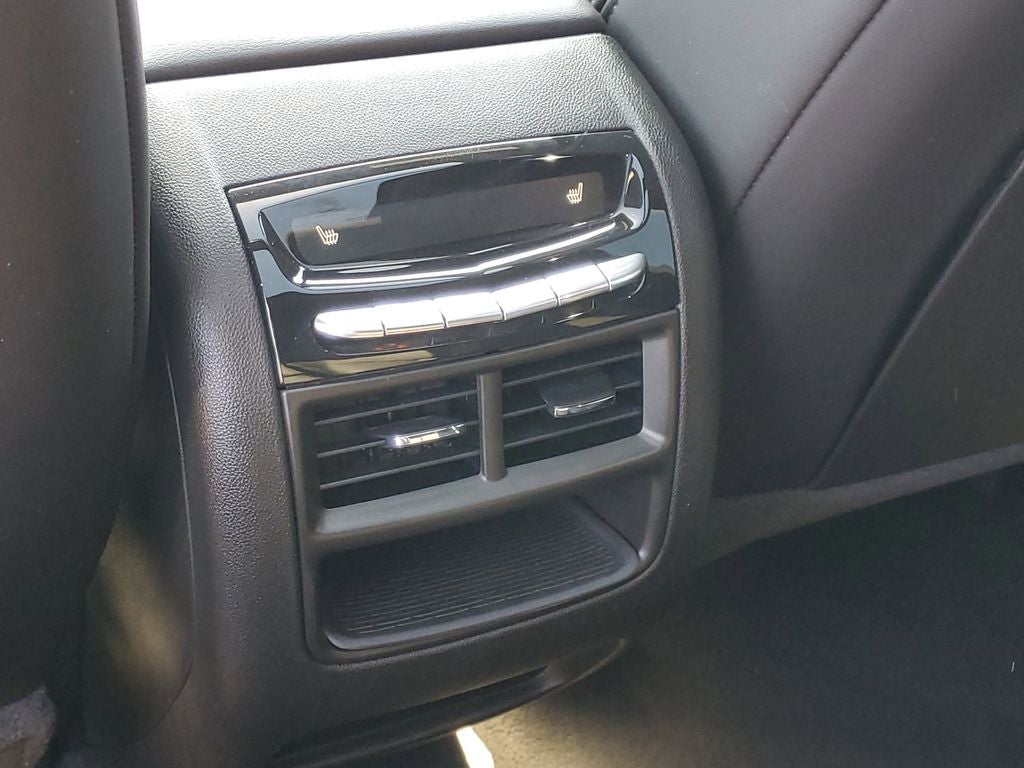 2024 Cadillac XT5 Sport