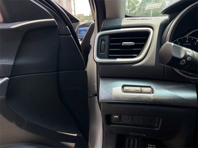 2023 Nissan Maxima SV