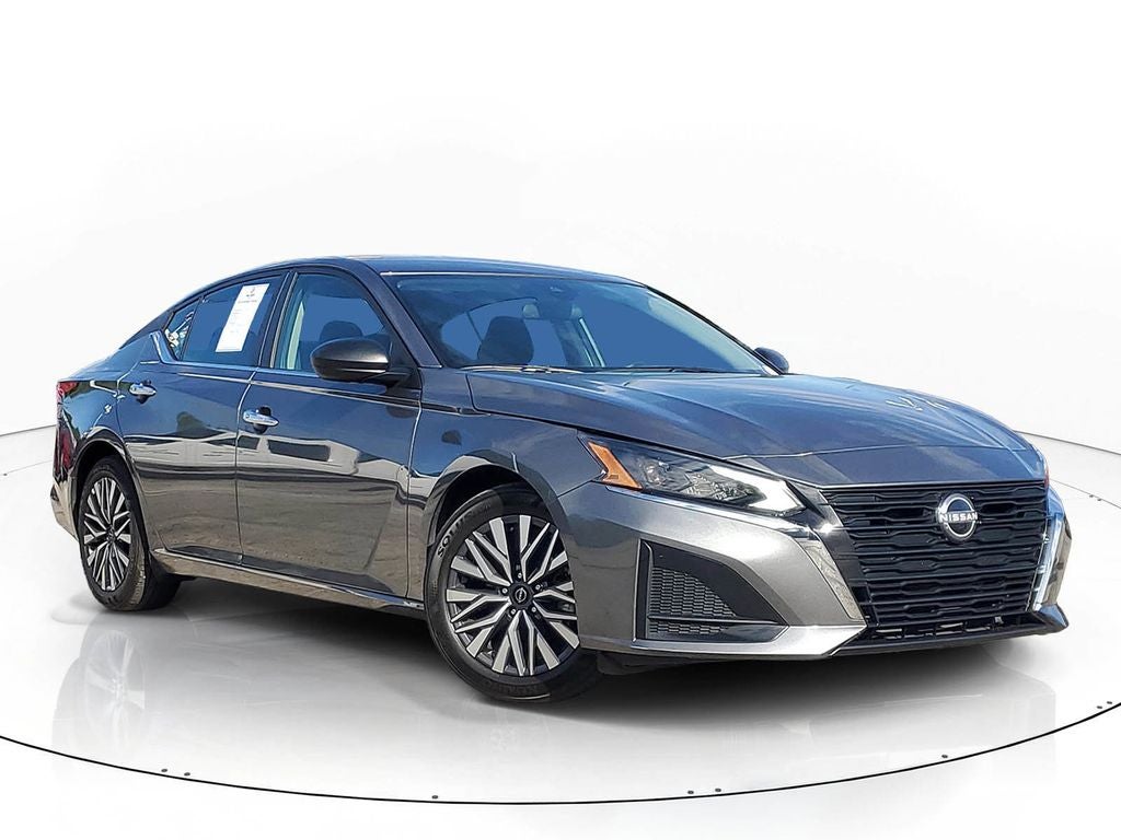 2025 Nissan Altima