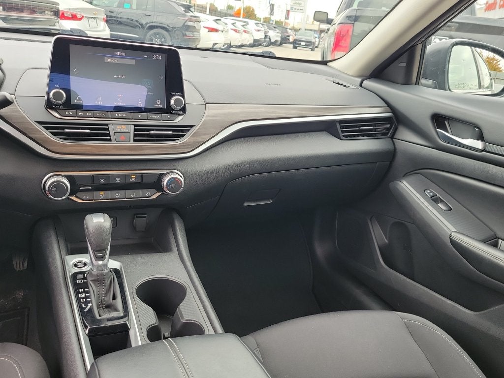 2025 Nissan Altima 2.5 SV