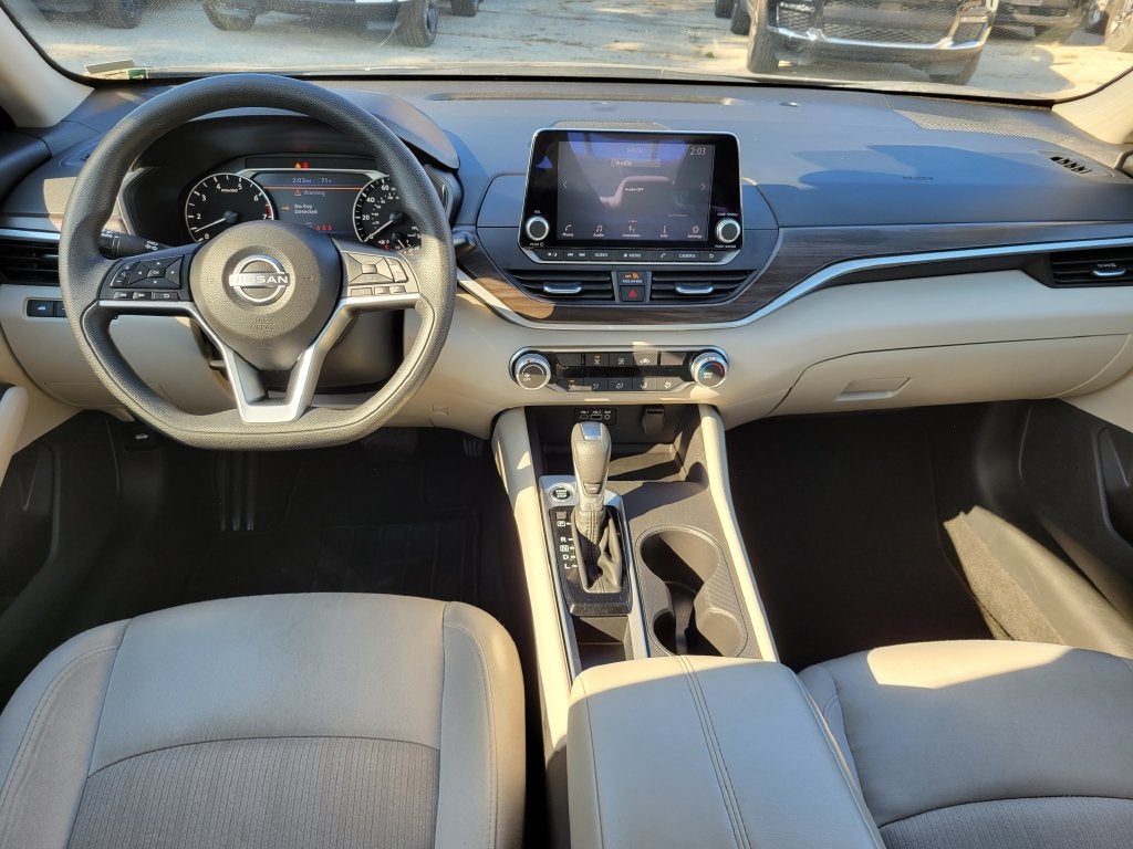 2025 Nissan Altima 2.5 SV