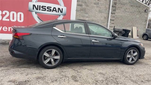 2022 Nissan Altima 2.5 SL