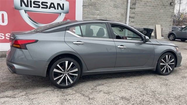 2021 Nissan Altima 2.5 Platinum