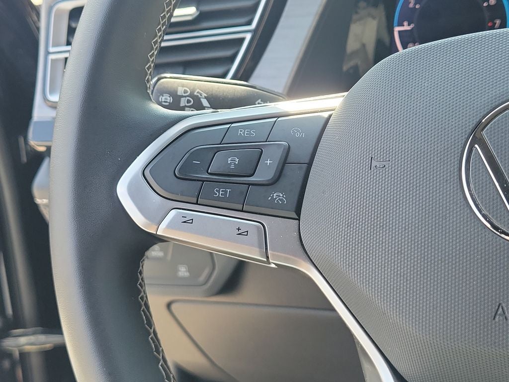 2026 Volkswagen Atlas Cross Sport 2.0T SE w/Technology