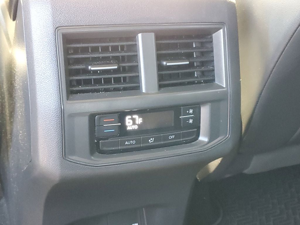 2022 Volkswagen Atlas 2.0T SE w/Technology