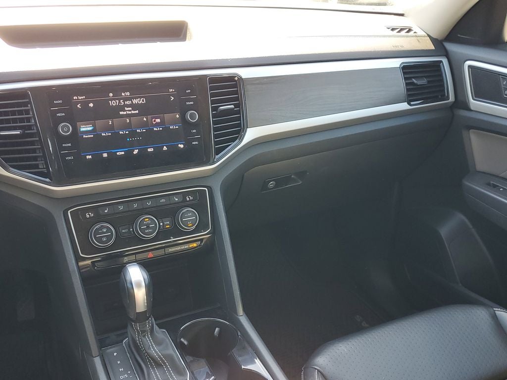 2022 Volkswagen Atlas 2.0T SE w/Technology