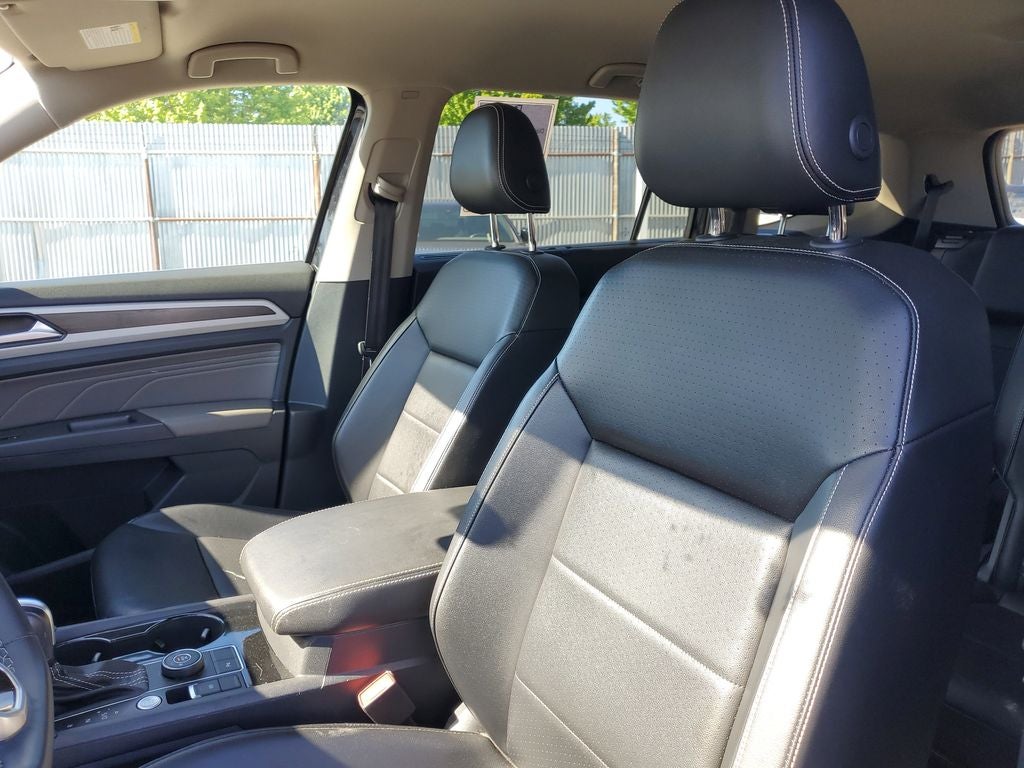 2022 Volkswagen Atlas 2.0T SE w/Technology