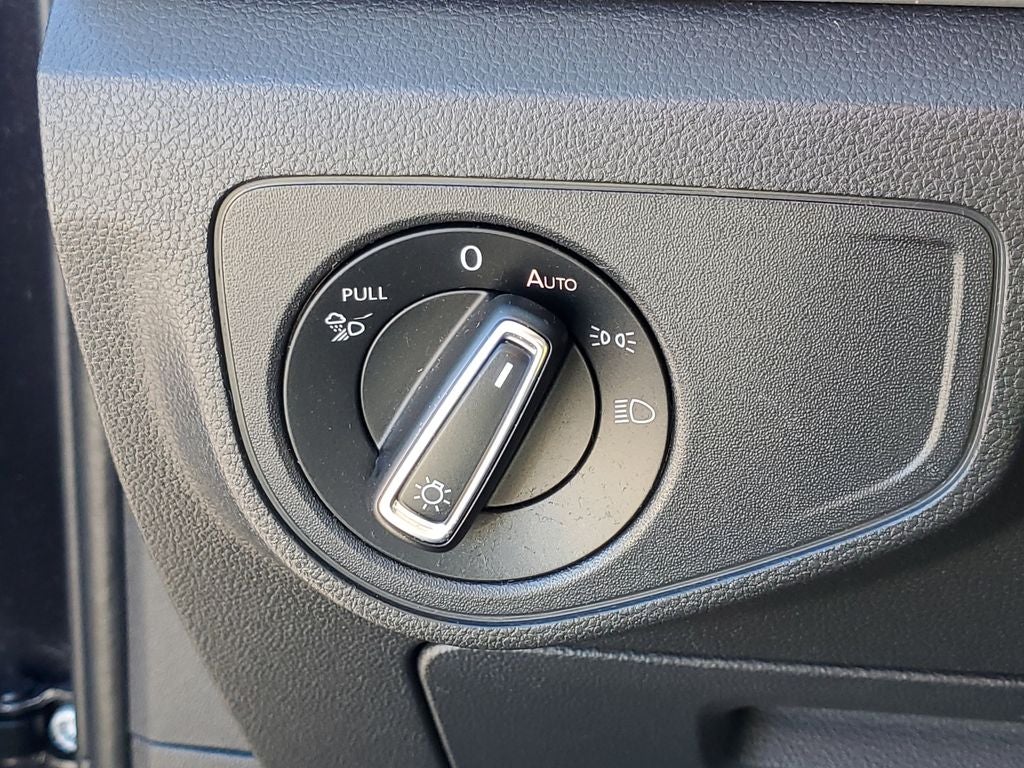 2022 Volkswagen Atlas 2.0T SE w/Technology