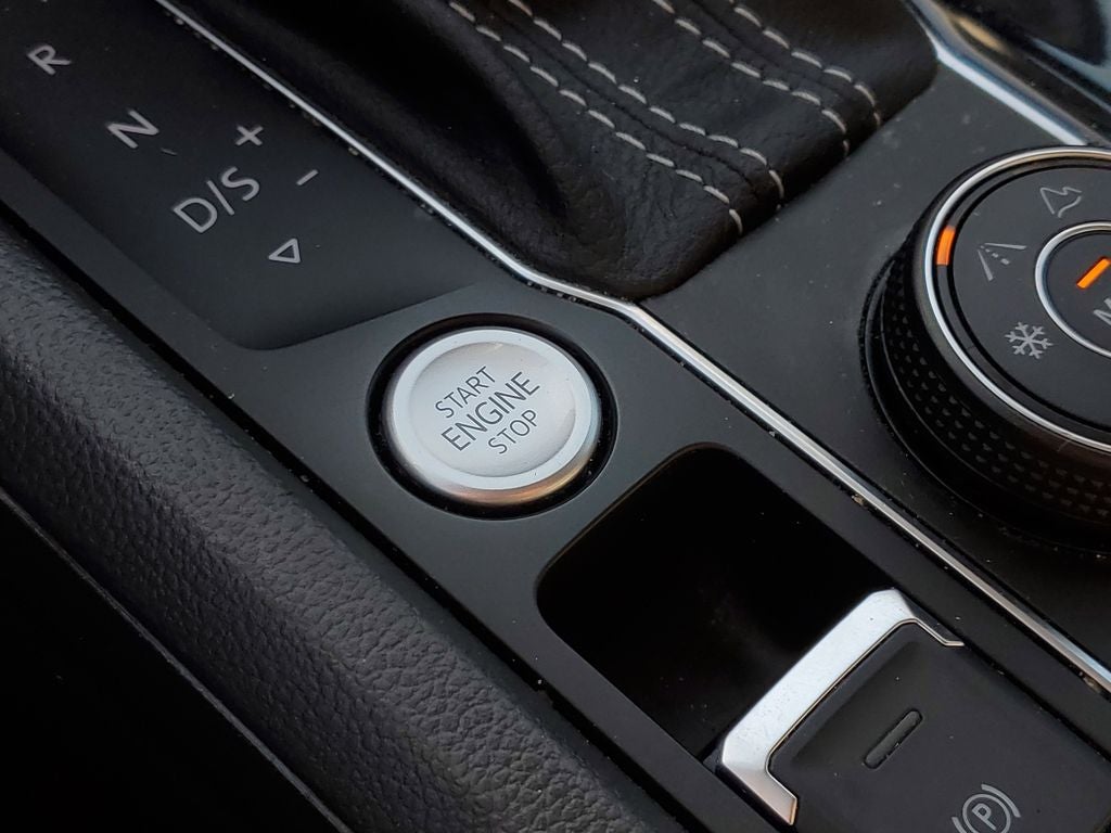 2022 Volkswagen Atlas 2.0T SE w/Technology