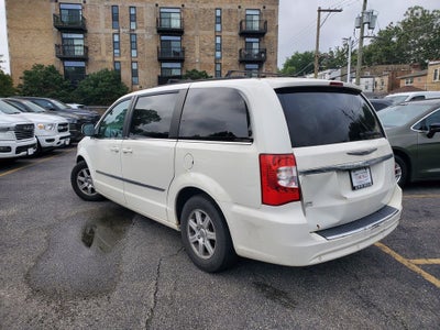 2011 Chrysler Town & Country Touring